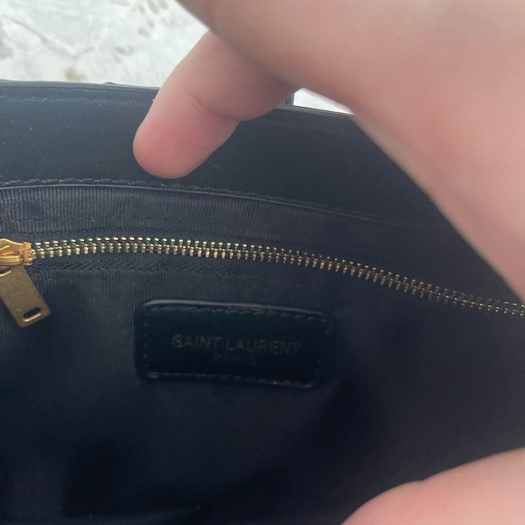 YSL-Style Hobo Bag - Picture 5 of 7